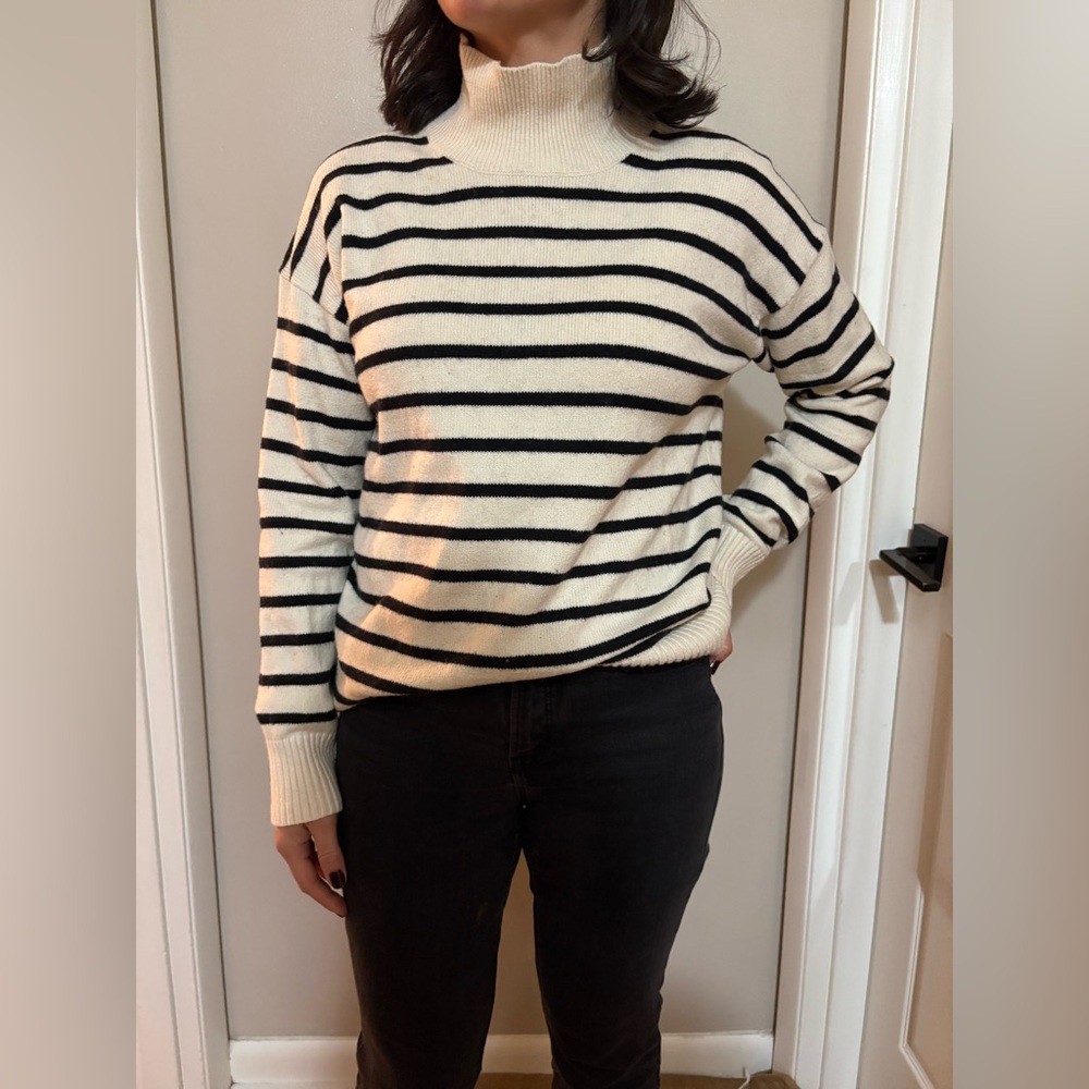 Banana Republic Black and Cream Striped Sweater